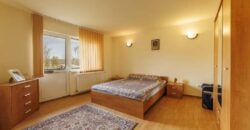 Vânzare proprietate deosebită situată în orașul Breaza Vânzare proprietate deosebită situată în orașul Breaza
