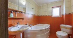 Vânzare proprietate deosebită situată în orașul Breaza Vânzare proprietate deosebită situată în orașul Breaza