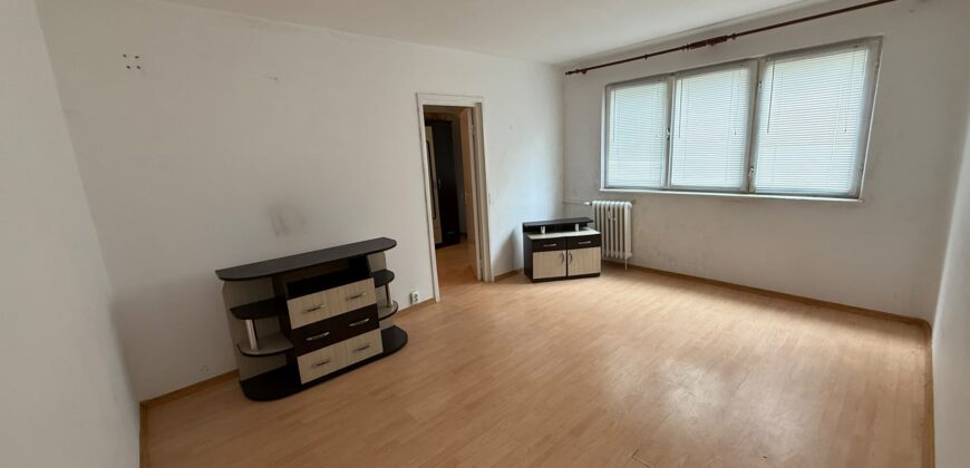 Apartament 3 camere de vânzare – Ploiești, zona Nord – Cartier Polux