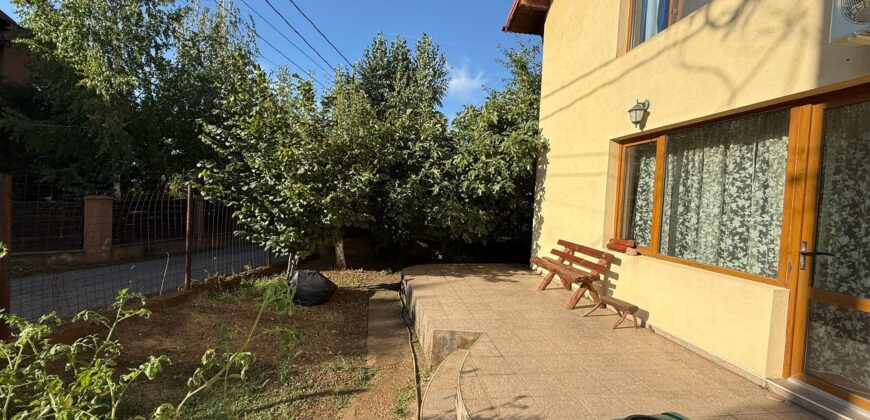 Casă de vânzare P+M, zona Albert – Ploiești | Teren 600 mp | 4 camere | Beci