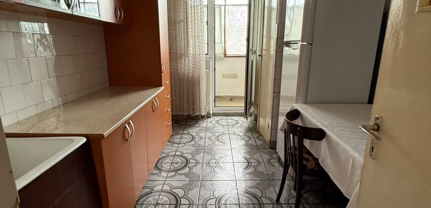 Apartament 3 camere decomandat, două balcoane – Bulevardul București, Ploiești