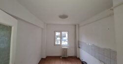 Apartament 3 camere decomandat – Bulevardul Republicii / LibraBank Ploiești Apartament 3 camere decomandat – Bulevardul Republicii / LibraBank Ploiești